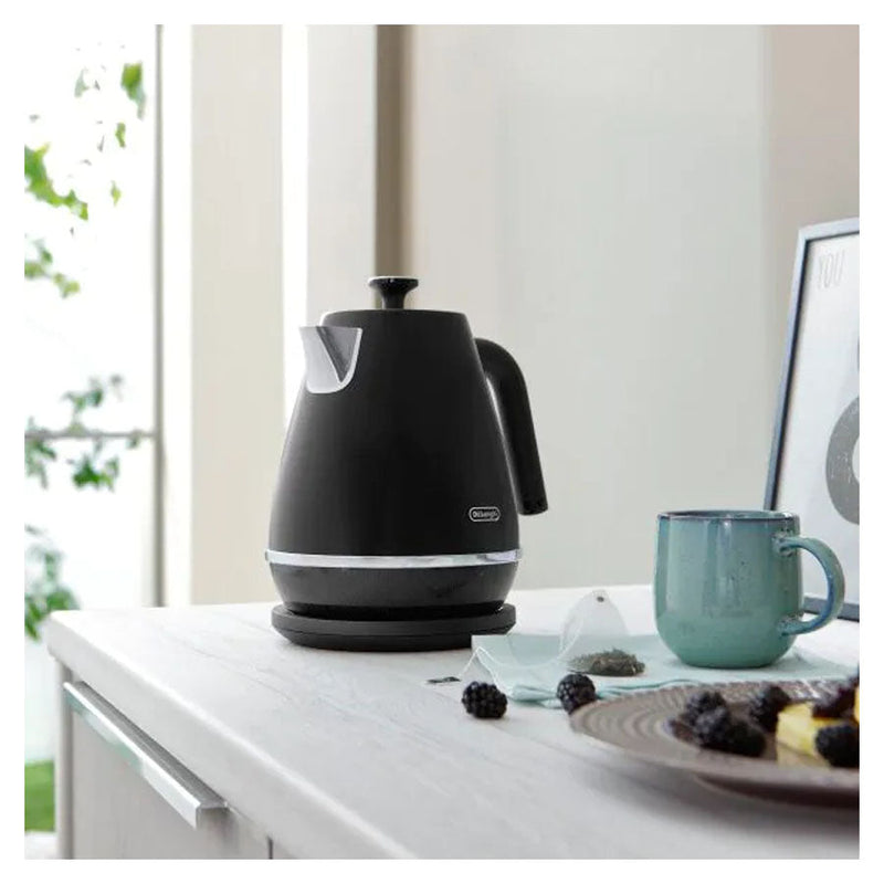 Delonghi Distinta Moments Kettle - Black KBIN2001BK...