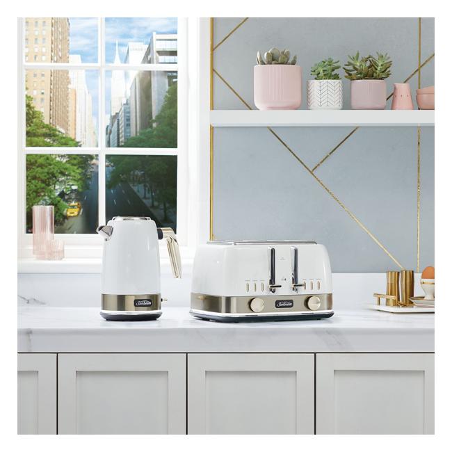 Sunbeam New York 4 Slice Toaster Black Bronze TA4440KB