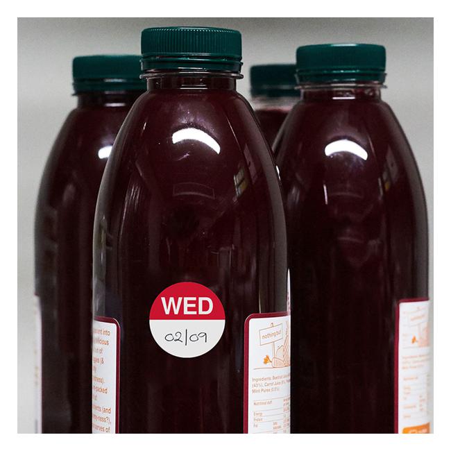 Avery Labels Wednesday Round Day 24mm Red White 1000 Roll-Officecentre